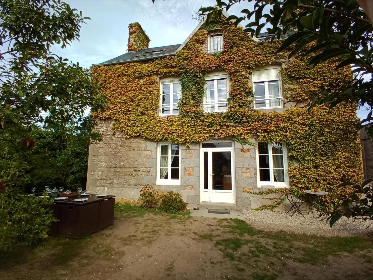Domaine Des Tisseys Vue Sur Le Mont St Michel Villa Dragey Eksteriør billede